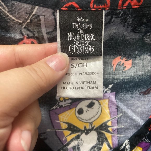 Disney Tim Burton's The nightmare before Christmas Halloween scrub top sz Small - Picture 4 of 5